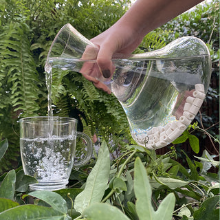 Perles aux microorganismes pour purifier l'eau du robinet